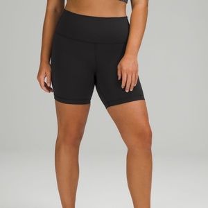 Lululemon Wunder Train Short size 4, like new!